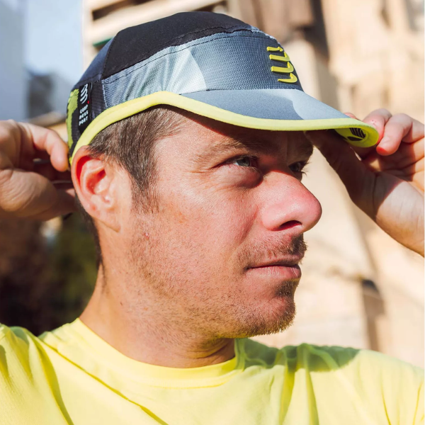 Mũ Compressport Pro Racing Cap - Đen (Black/White Print)