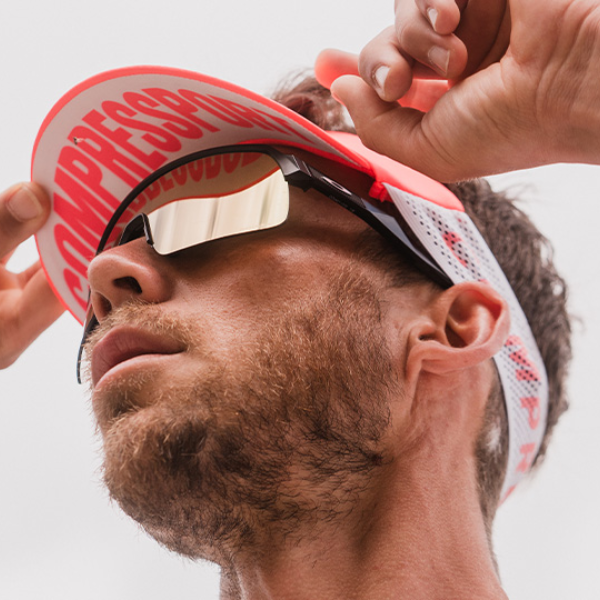 Mũ chạy bộ Compressport Pro Racing Visor - Đỏ (Fluo Red)