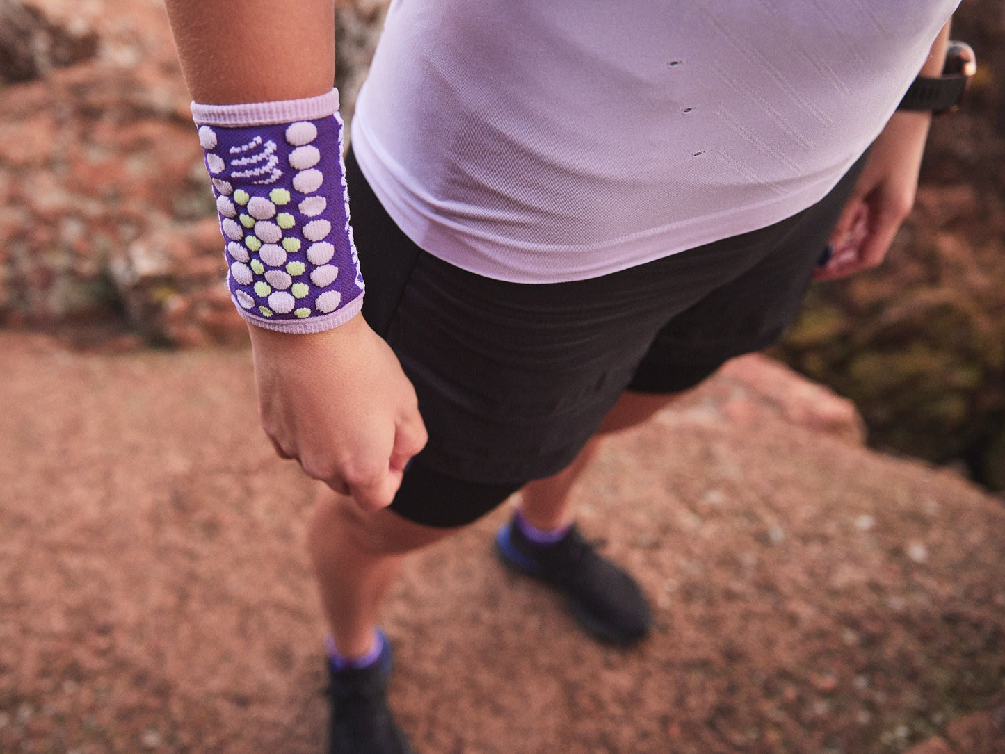 Băng bảo vệ cổ tay Compressport Unisex's Sweatbands 3D.Dots - Tím (Purple/Orchid)