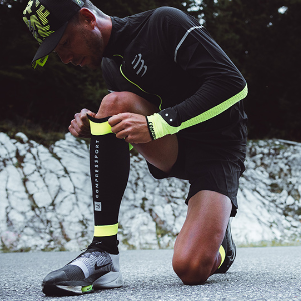 Băng bảo vệ bắp chân Compressport Calf Sleeves R2 3.0 Flash - Đen (Black/Fluo Yellow)