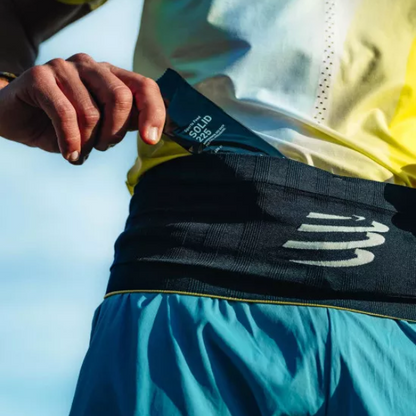 Đai chạy bộ Compressport Unisex's Free Belt - Xanh dương (Blues/Green Sheen)