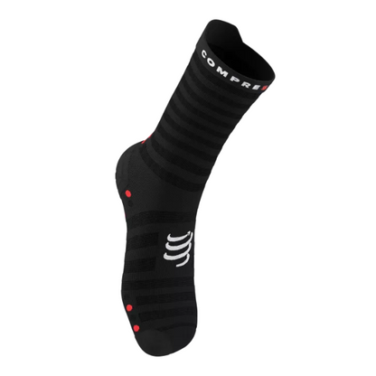Tất Chạy Bộ Compressport Pro Racing Socks v4.0 Ultralight Run High - Black/Red