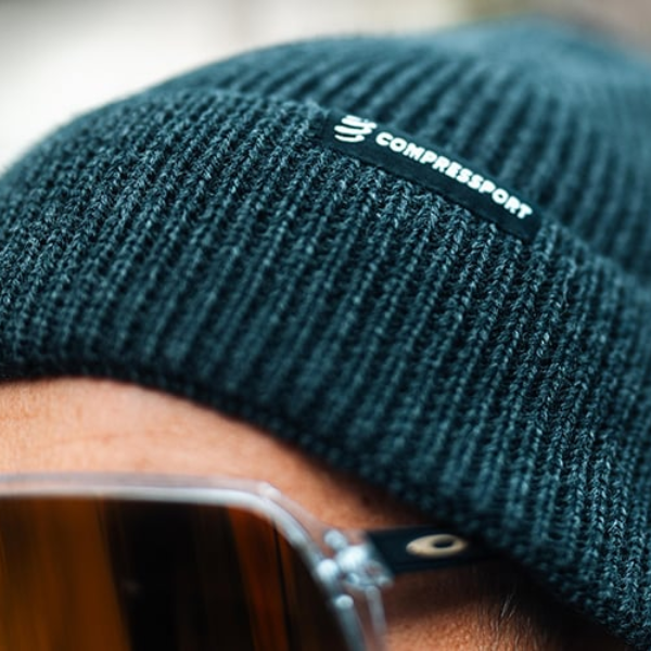 Mũ len Compressport Beanie - Xám (Raven)