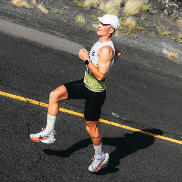 Compressport Men's Tri Postural Aero TankTop - White/Evening Primrose