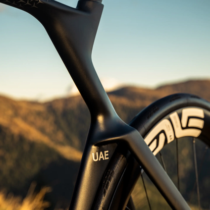 Xe đạp Colnago Y1Rs - Team UAE Edition