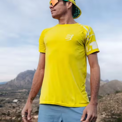 Áo chạy bộ Nam Compressport Training SS Tshirt - Vàng (Green Sheen)
