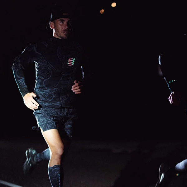 Mũ Compressport 5 Panel Light Cap - Đen (Black/Aurora)