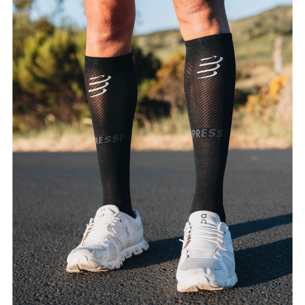 Tất chạy bộ Compressport Full Socks Oxygen - Đen (Black)