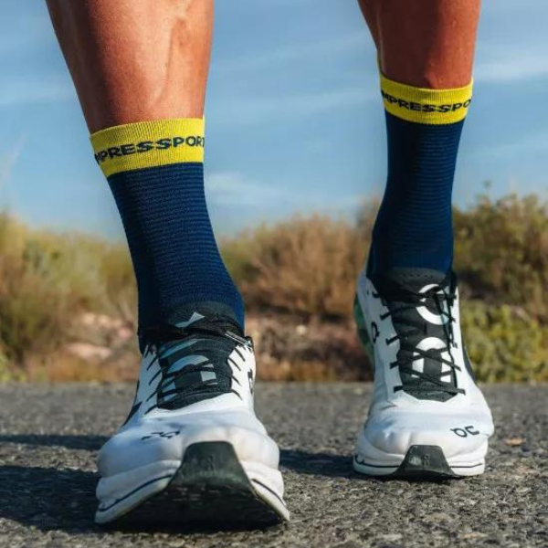 Compressport Pro Racing Socks v4.0 Run High - Blues/Green Sheen