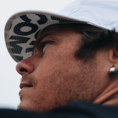 Mũ Compressport 5 Panel Light Cap - Trắng (White)
