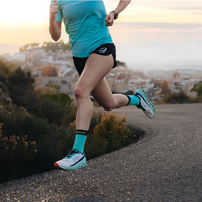 Tất chạy bộ Compressport Pro Racing Socks v4.0 Ultralight - Shell Blue