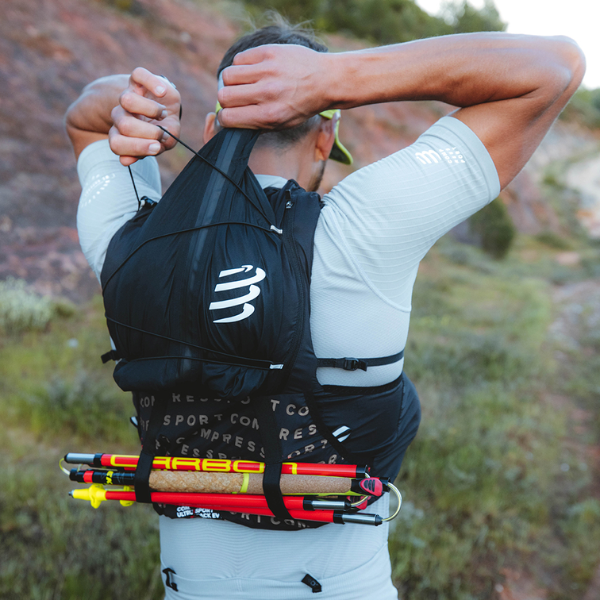 Vest chạy Trail Compressport UltRun S Pack Evo 15 - Đen (Black)