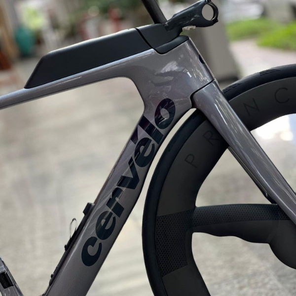 Sườn xe đạp Cervélo P-Series - Phiên bản Basalt