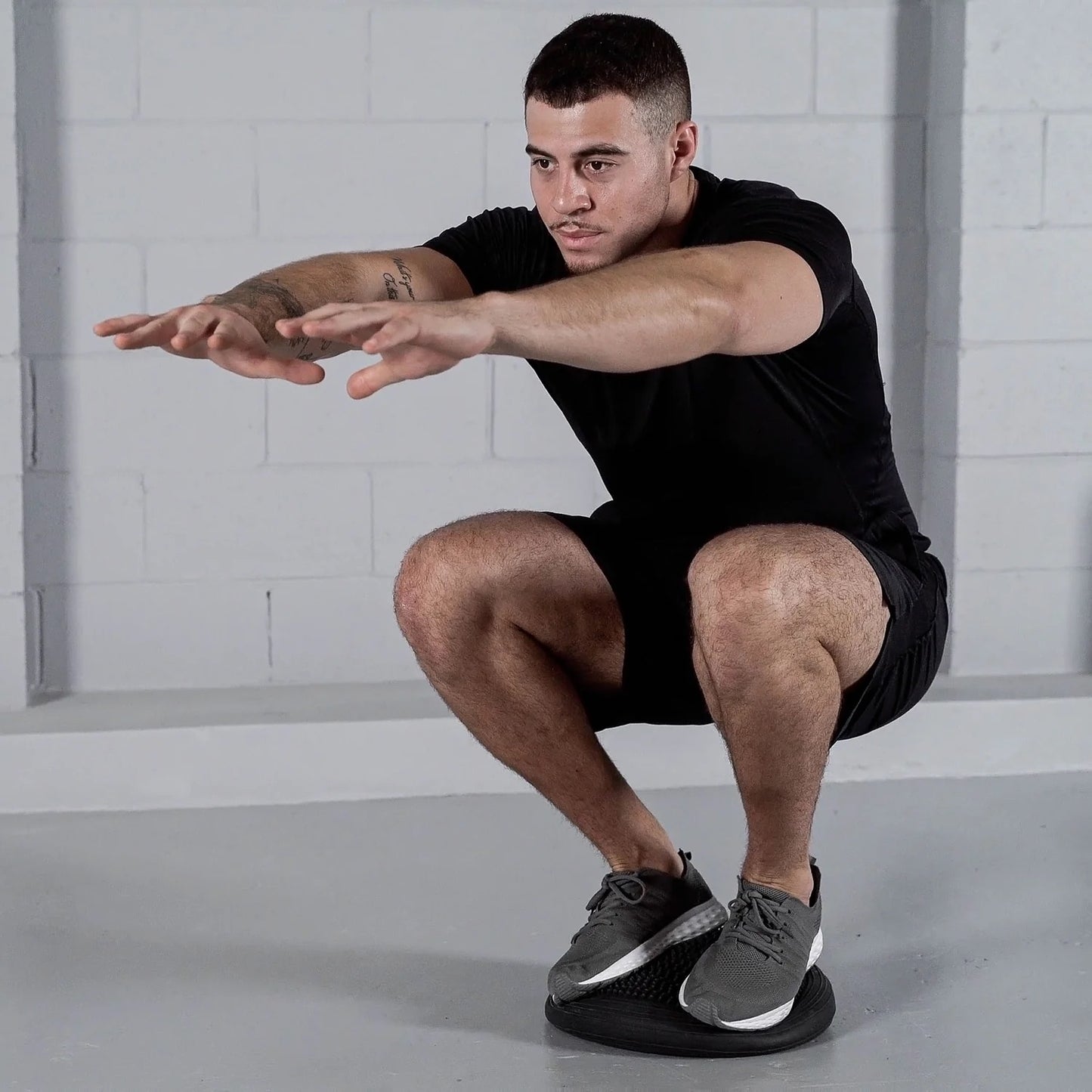 Đĩa thăng bằng TRNR Balance Disc - Đen (Black)