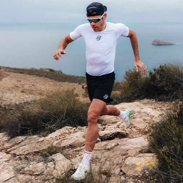 Áo Chạy Bộ Nam Compressport On/Off SS TShirt - Trắng (White)