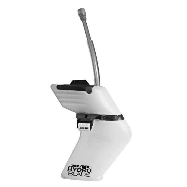 Bình nước tay nghỉ Xlab Hydroblade Tri - Clear