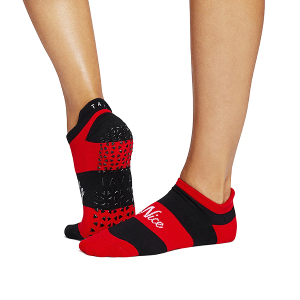Vớ Tavi Grip Savvy - Đỏ (Naughty/Nice)