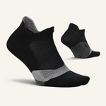 Tất chạy bộ Feetures Elite Light Cushion No Show Tab - Đen (Black)