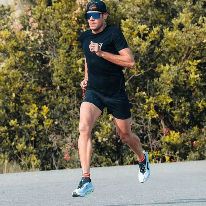 Tất chạy bộ Compressport Unisex's Pro Racing Socks v4.0 Run Low - Đen/Đỏ (Black/Core Red)