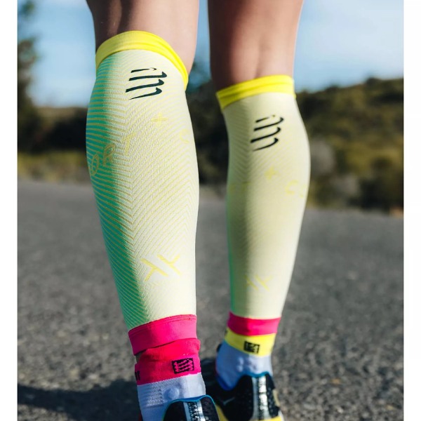 Băng bảo vệ bắp chân Compressport Calf Sleeves R2 Oxygen - Vàng (Safe Yellow)