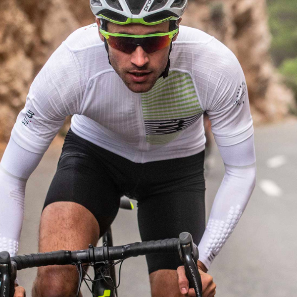 Băng bảo vệ ống tay Compressport Unisex's Arm Force Ultralight - Trắng (White)