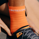 Compressport Pro Racing Socks v4.0 Ultralight Run High - Fire/White