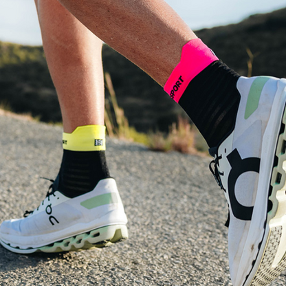 Tất chạy bộ Compressport Pro Racing Socks v4.0 Ultralight Run High - Black/Safe Yellow/Neo Pink