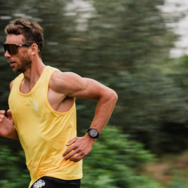 Áo chạy bộ Nam Compressport Performance Singlet - Vàng (Yellow)