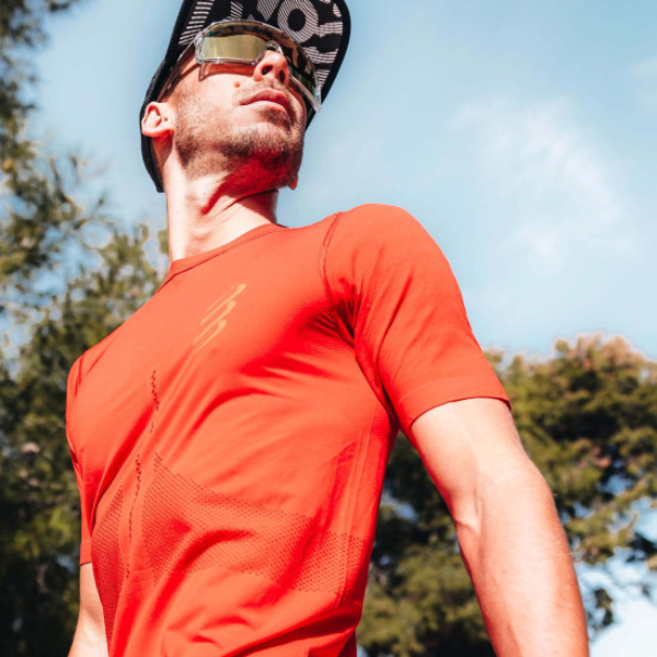 Áo chạy bộ Nam Compressport Racing SS Tshirt - Đỏ (Samba Red)