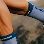 Compressport Unisex's Pro Racing Socks v4.0 Trail - Denim/Poseidon