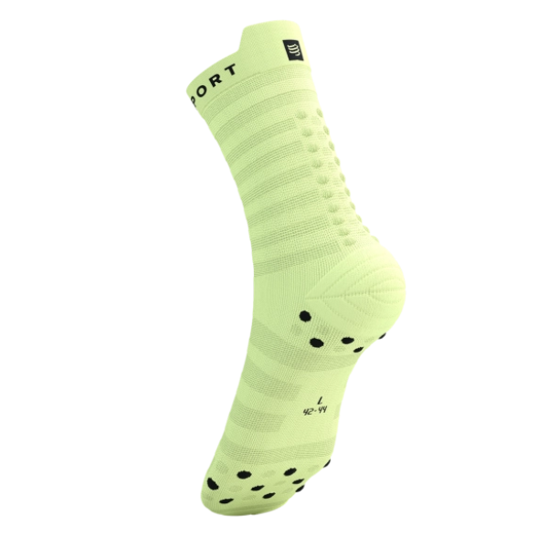 Tất chạy bộ Compressport Pro Racing Socks v4.0 Ultralight Run High - Xanh Lime (Shadow Lime/Black)