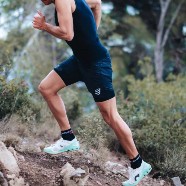 Tất chạy Trail Compressport Ultra Trail Low Socks - Đen/Đỏ (Black/Red)