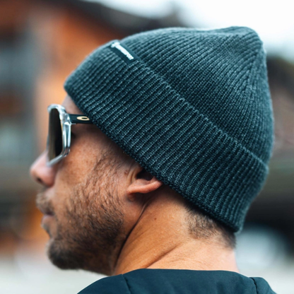 Mũ len Compressport Beanie - Xám (Raven)