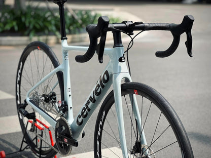 Xe đạp Cervelo Caledonia 105 - Glacier