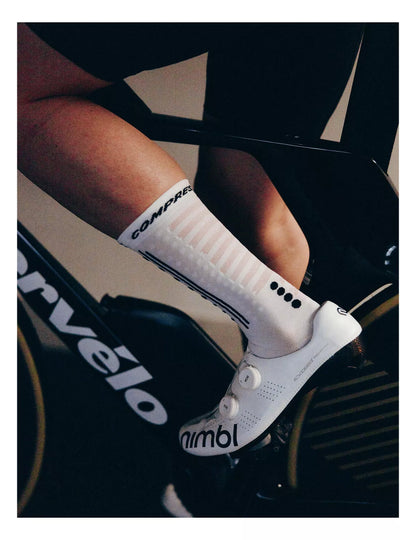 Tất Chạy Bộ Compressport Aero Socks 2.0 - Trắng (White)