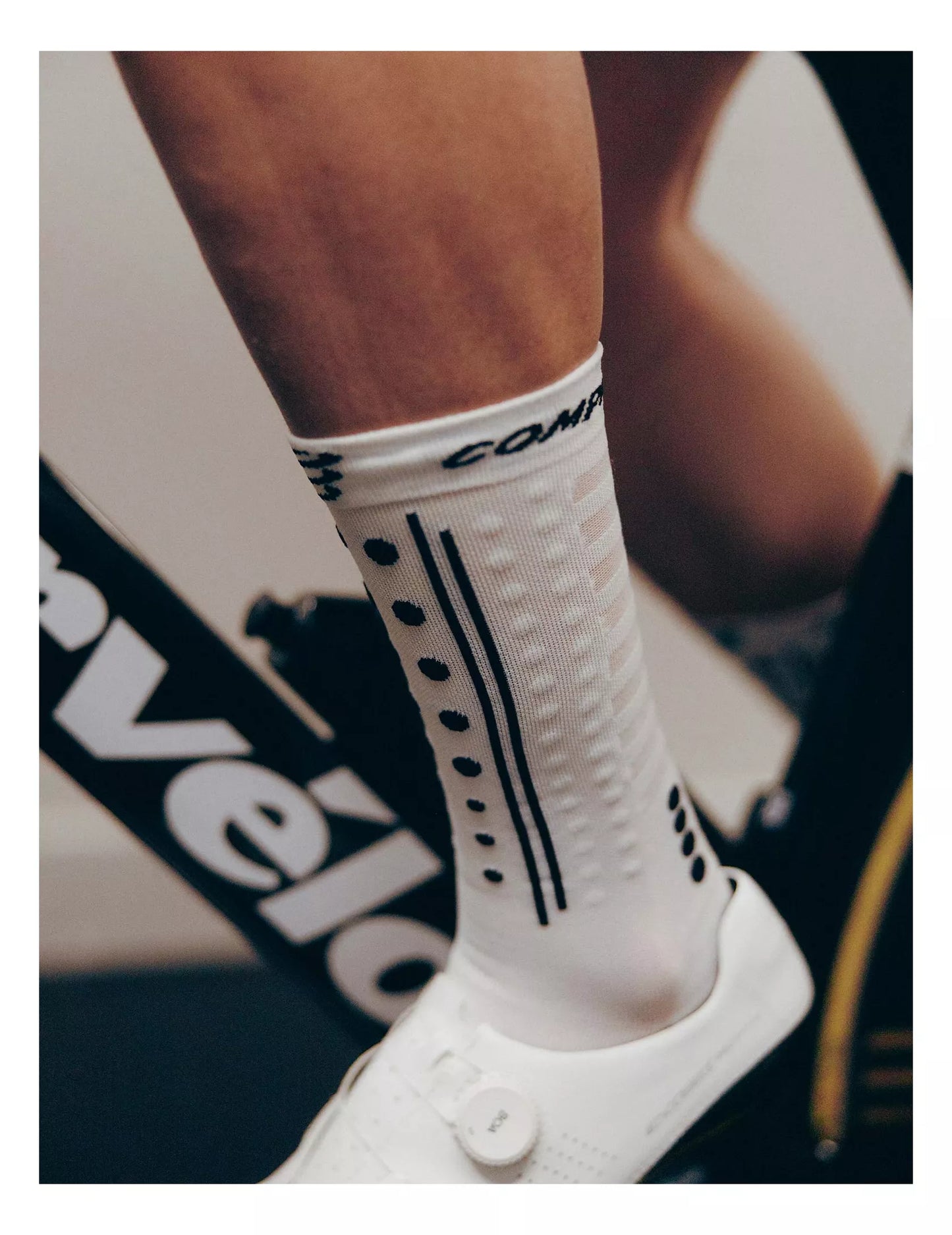 Tất Chạy Bộ Compressport Aero Socks 2.0 - Trắng (White)