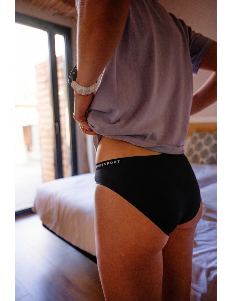 Quần Lót Thể Thao Nữ Compressport Feelfree Seamless Panty - Đen (Black)