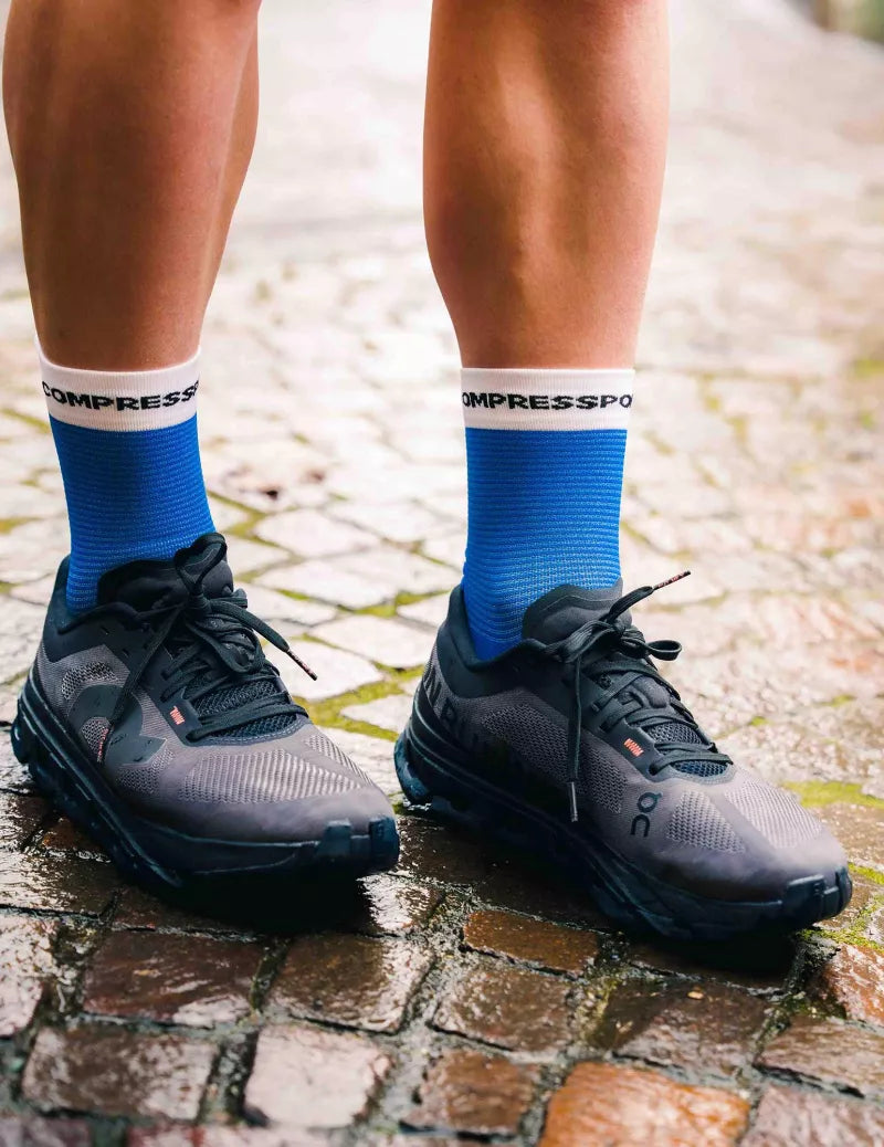 Tất Chạy Bộ Compressport Pro Racing Socks v4.0 Run High - Xanh Princess