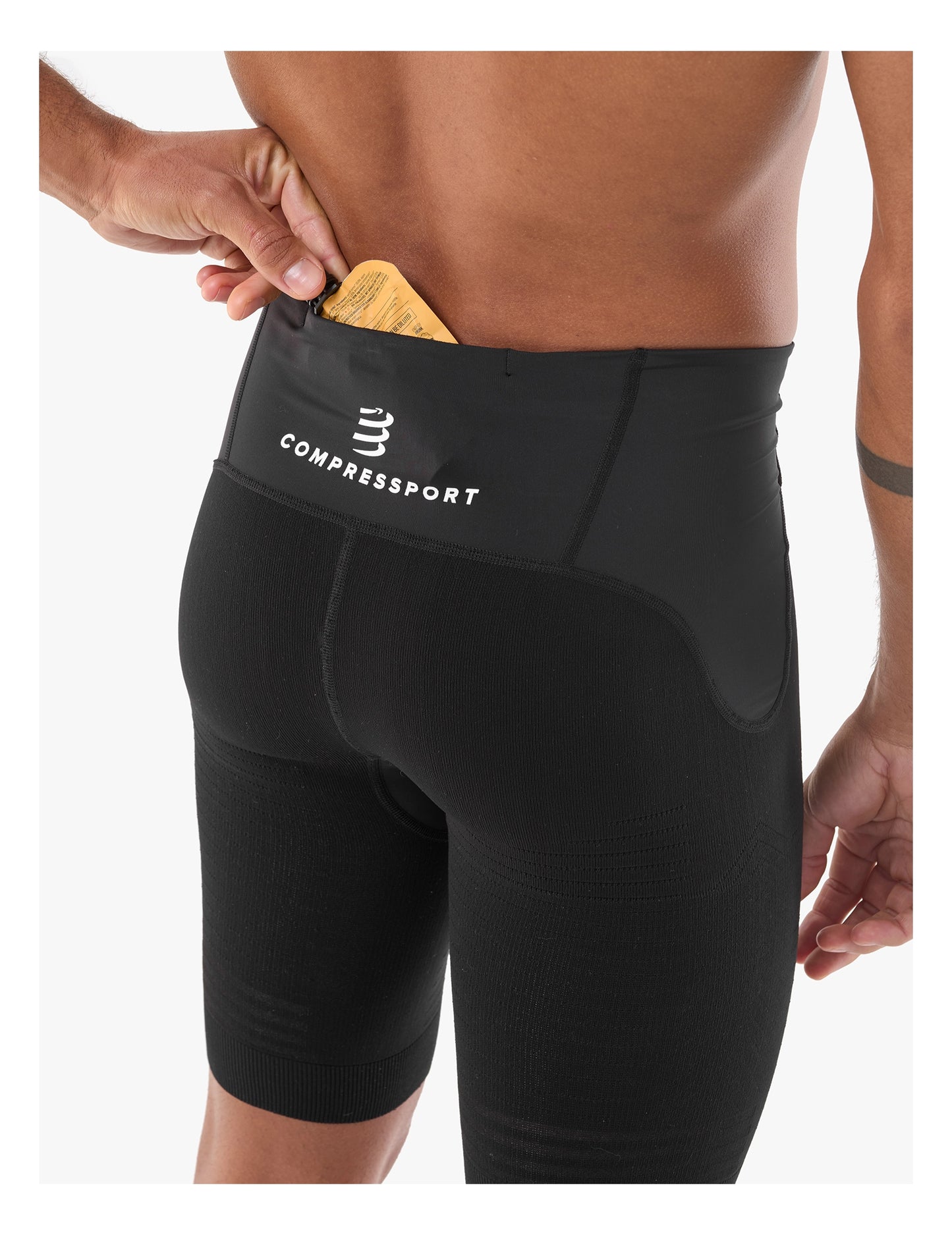 Quần chạy Trail Nam Compressport Trail Under Control Short - Đen (Black)