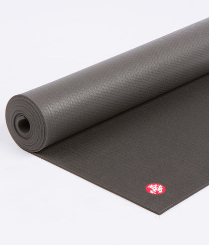 Thảm Manduka PRO Mat 71" Solid - Đen (Black)