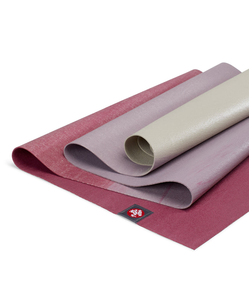 Thảm Manduka eKO Superlite Travel Yoga Mat 71'' 1.5mm - Elderberry Dip