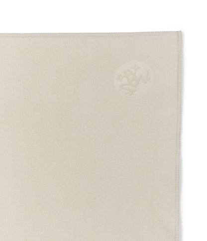 Khăn trải thảm Manduka eQua Hand Towel - Sand