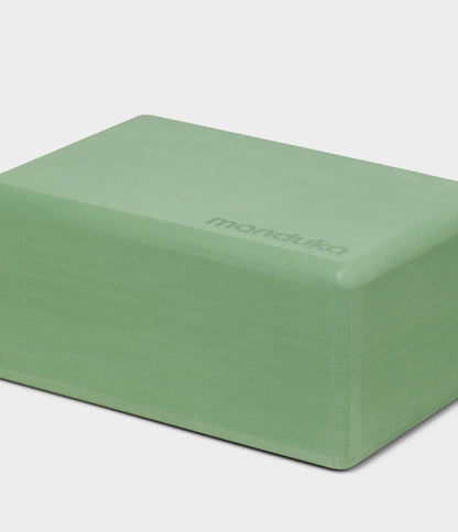Gối Yoga Manduka Recycled Foam Block - Xanh (Leaf Green)