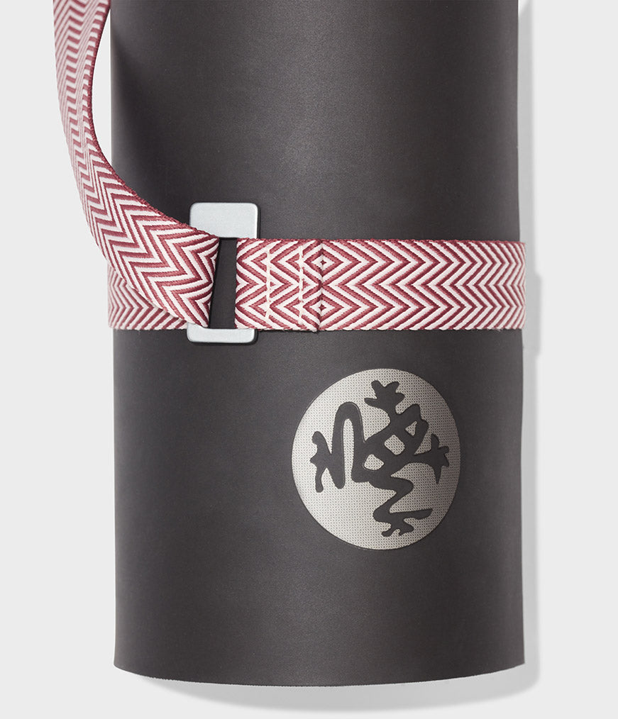 Dây đeo thảm Manduka Go Move Mat Carrier - Đỏ (Clay)