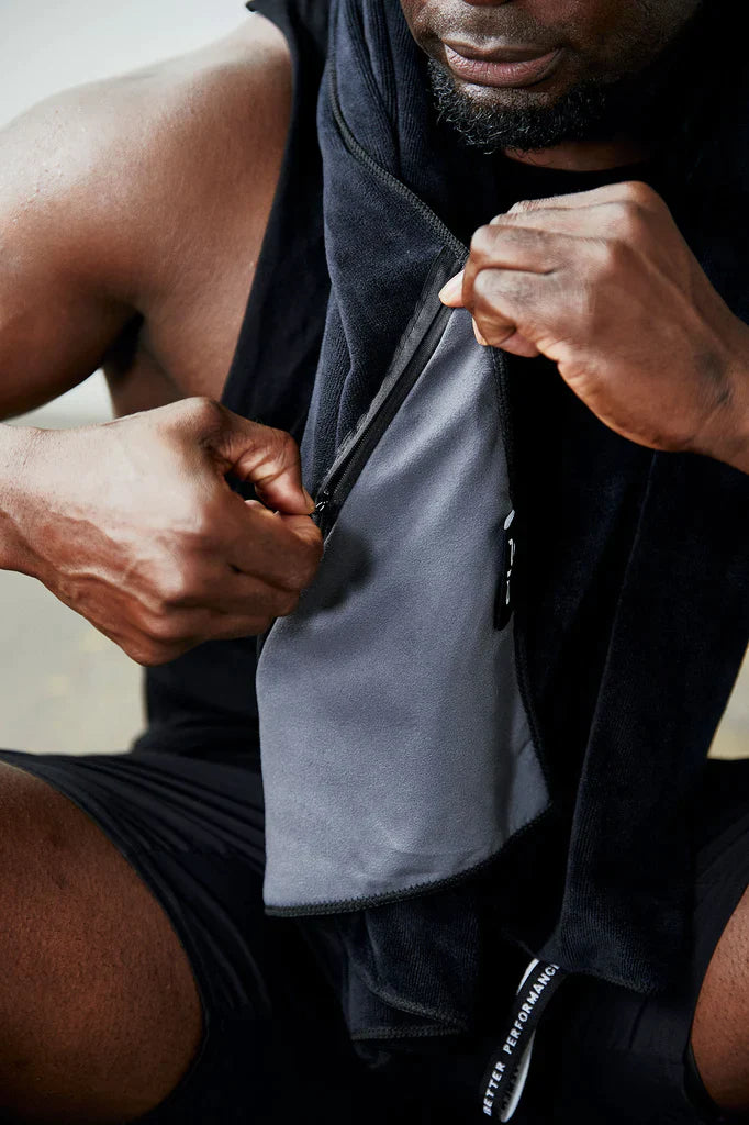 Khăn tập thể thao PTP Microfibre Action Towel - Xám (Storm)