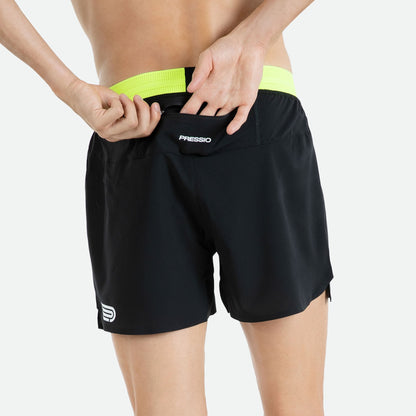 Quần Chạy Bộ Nam Pressio Ārahi 4.5" Short - Đen (Black/Fluo Green)