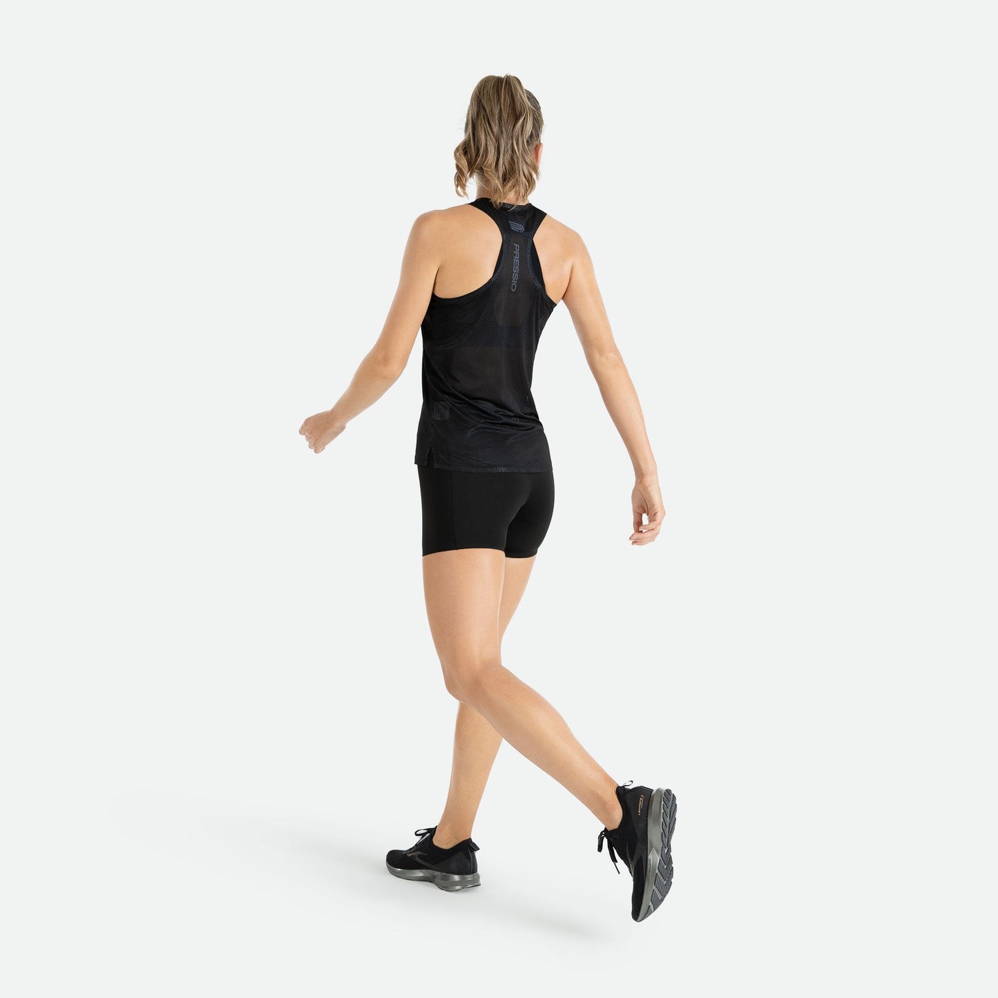 Áo Chạy Bộ Nữ Pressio Arahi Singlet - Đen (Black)