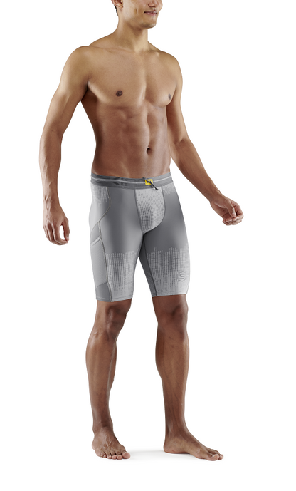 Quần Ngắn Bó Cơ Nam SKINS Compression 3-Series - Dot Fade Grey