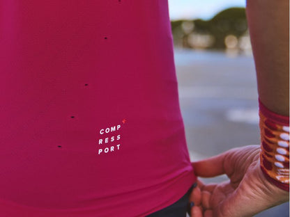 Áo chạy bộ Nữ Compessport Performance SS Tshirt - Hồng (Jazzy/Bird)