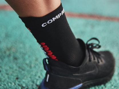 Tất chạy bộ Compressport Pro Racing Socks v4.0 Run High - Đen/Đỏ (Black/Red)